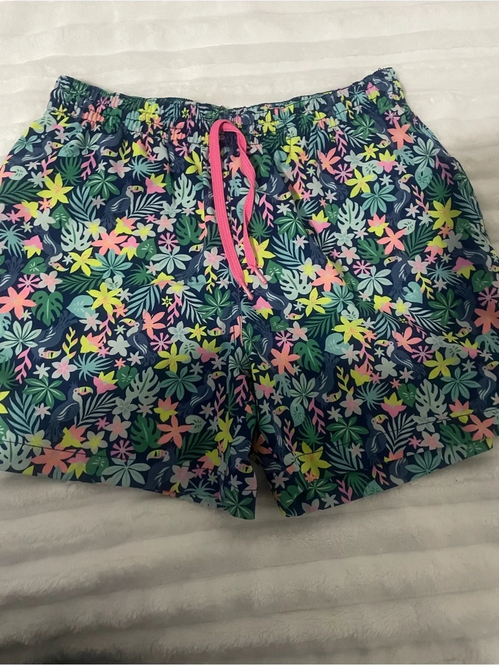 chubbies Black Tropical Floral Swim Trunks with Multicolor Print
